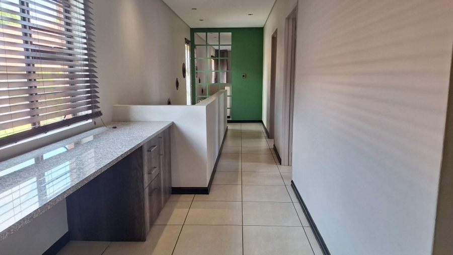 3 Bedroom Property for Sale in Honeydew Ridge Gauteng