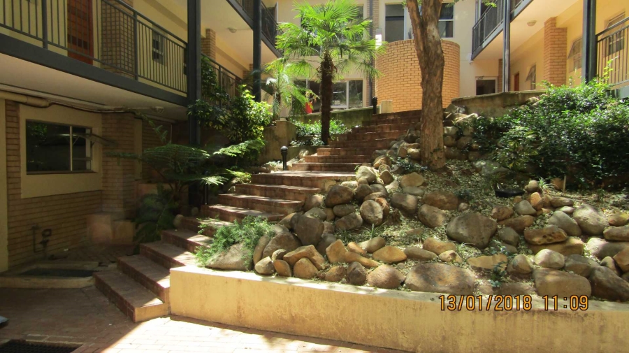 1 Bedroom Property for Sale in Ferndale Gauteng