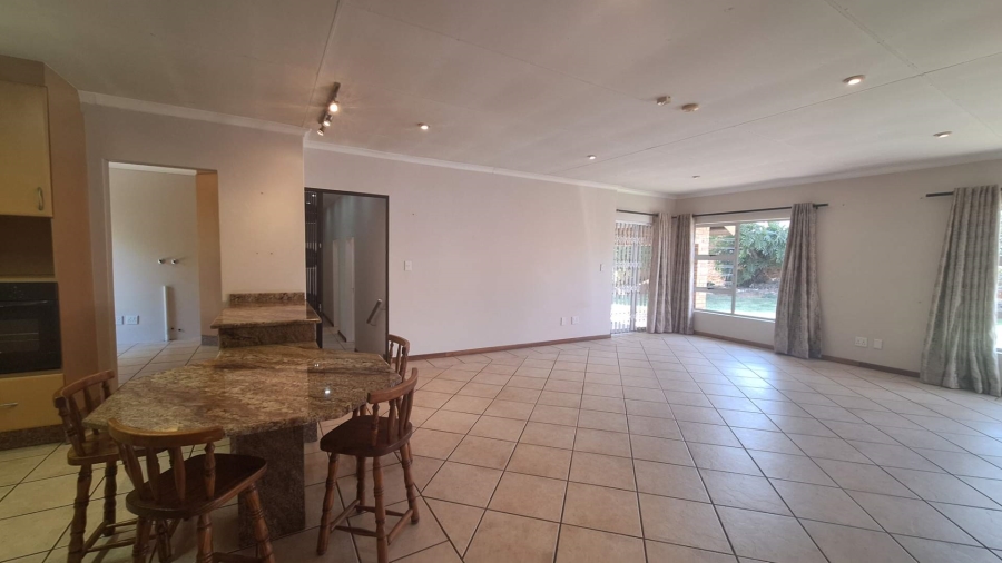 To Let 3 Bedroom Property for Rent in Northcliff Gauteng