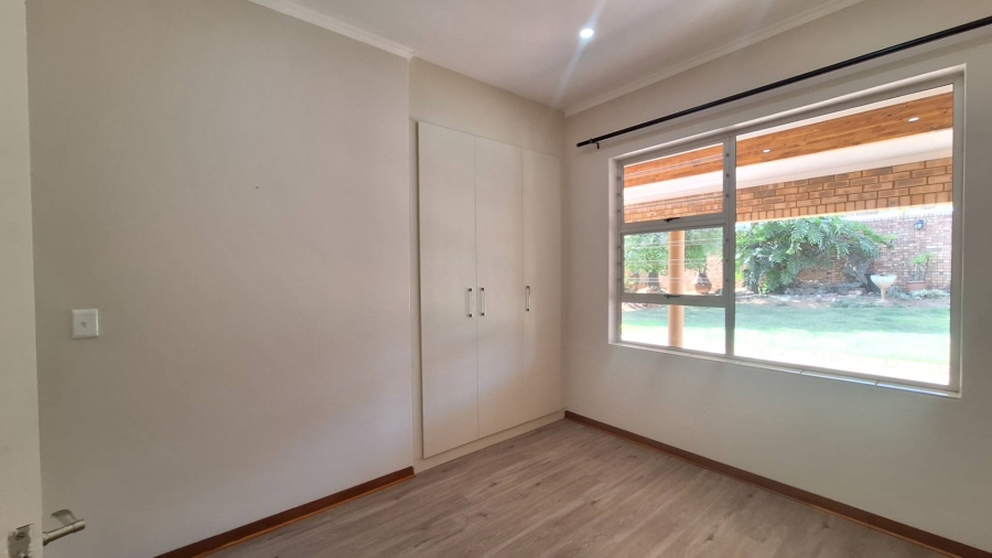 To Let 3 Bedroom Property for Rent in Northcliff Gauteng