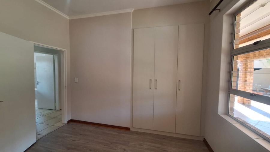 To Let 3 Bedroom Property for Rent in Northcliff Gauteng