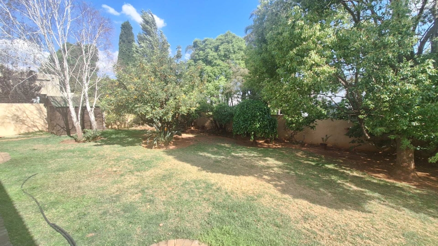 To Let 3 Bedroom Property for Rent in Northcliff Gauteng