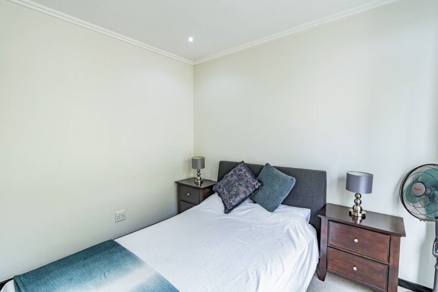 To Let 2 Bedroom Property for Rent in Barbeque Downs Gauteng