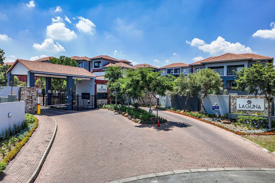 To Let 2 Bedroom Property for Rent in Barbeque Downs Gauteng