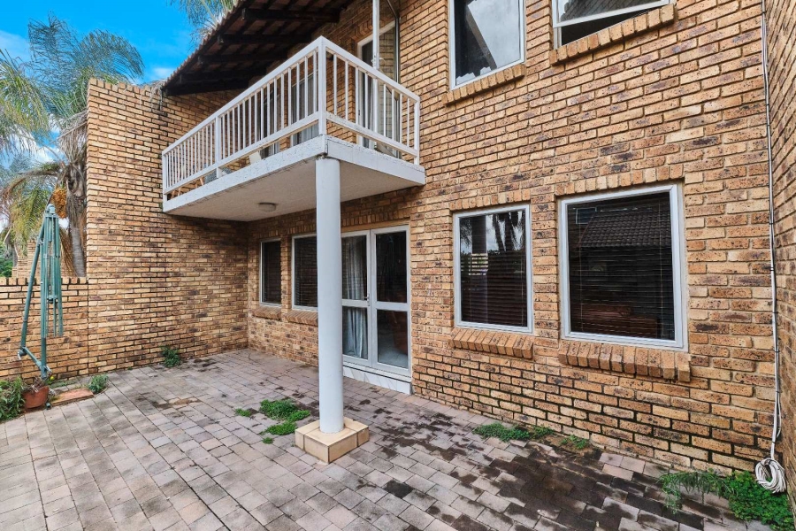3 Bedroom Property for Sale in Ferndale Gauteng