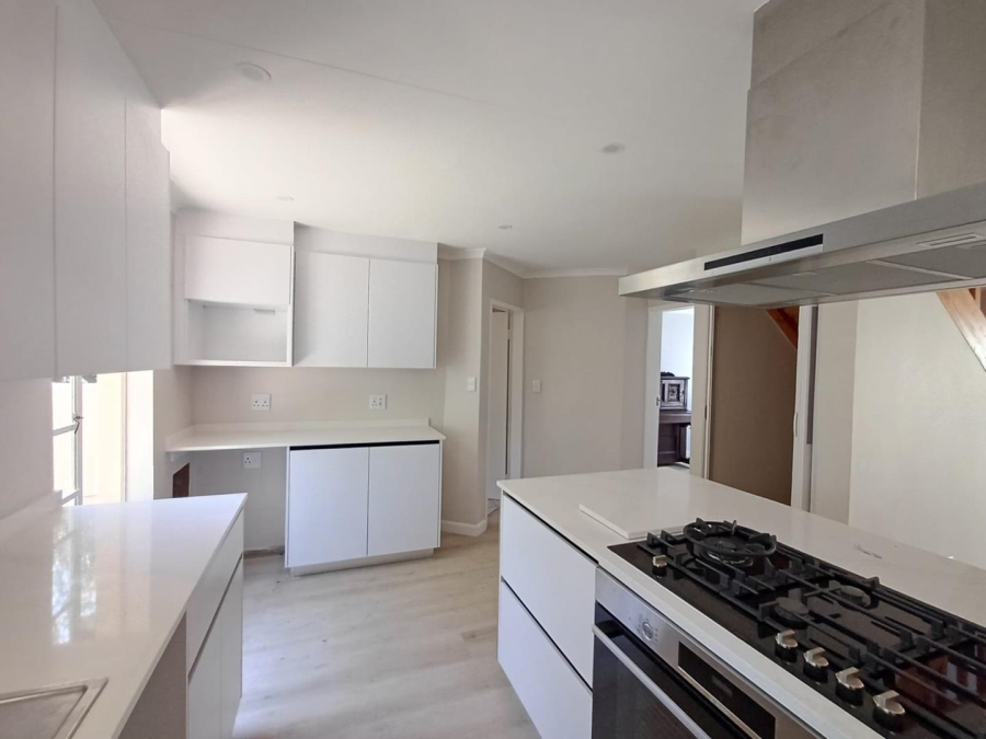 To Let 2 Bedroom Property for Rent in Sonneglans Gauteng