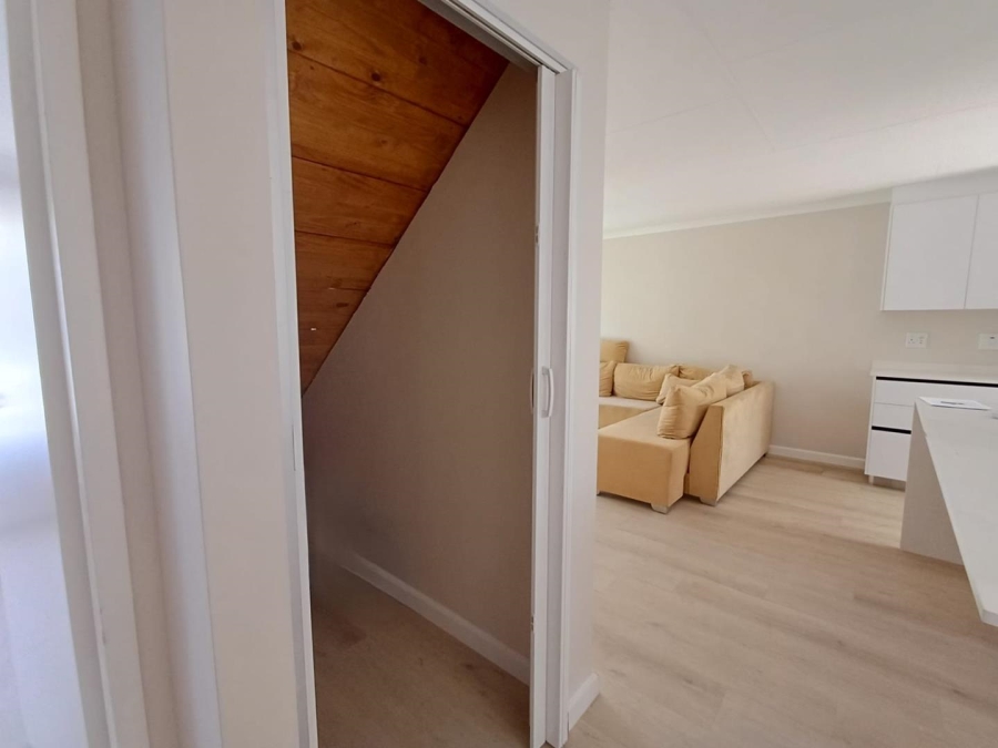 To Let 2 Bedroom Property for Rent in Sonneglans Gauteng