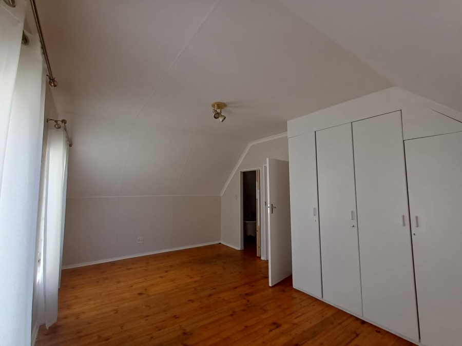 To Let 2 Bedroom Property for Rent in Sonneglans Gauteng