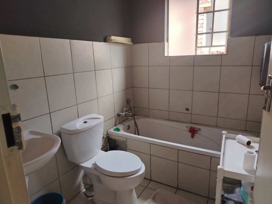 2 Bedroom Property for Sale in Kempton Park Central Gauteng