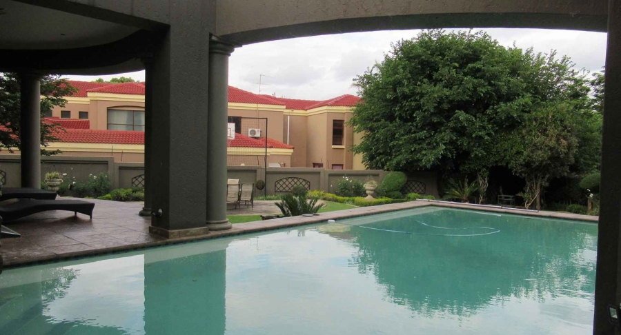 4 Bedroom Property for Sale in Roodepoort Gauteng