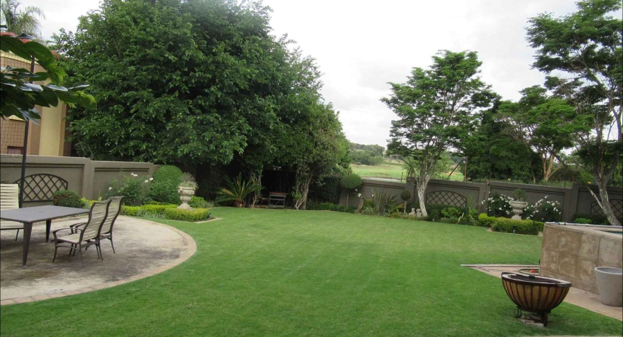 4 Bedroom Property for Sale in Roodepoort Gauteng