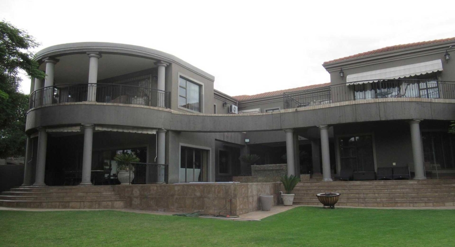 4 Bedroom Property for Sale in Roodepoort Gauteng