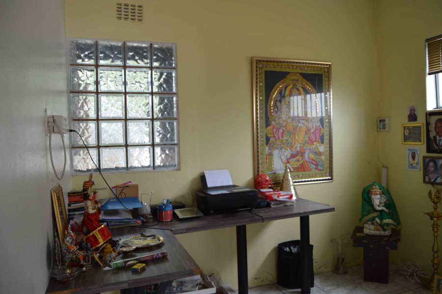 5 Bedroom Property for Sale in Brackendowns Gauteng