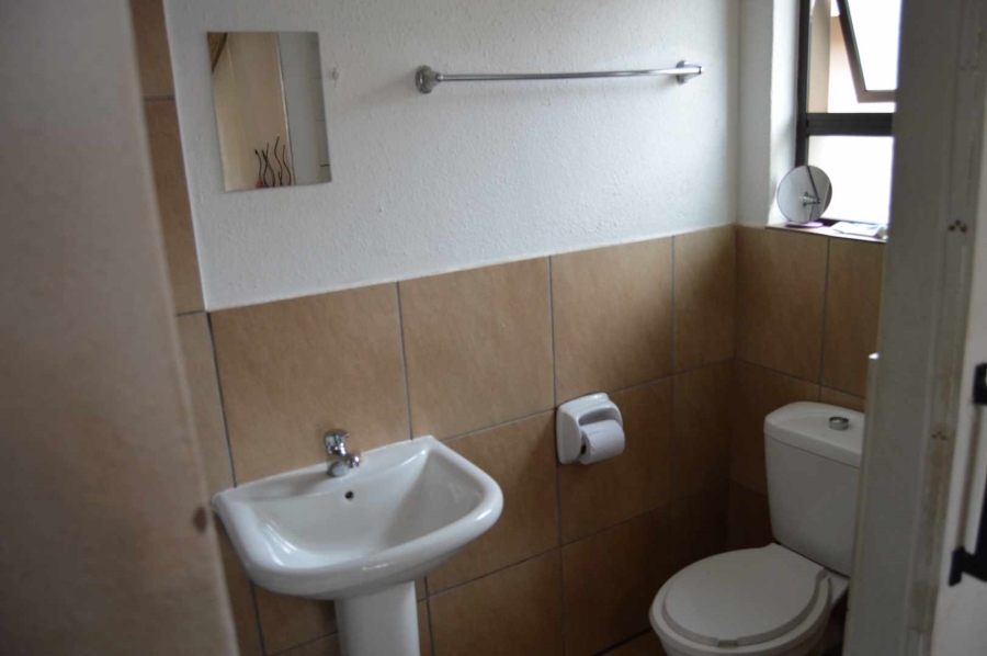 3 Bedroom Property for Sale in Alrode Gauteng