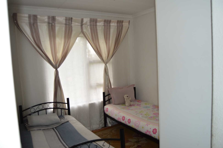 3 Bedroom Property for Sale in Alrode Gauteng