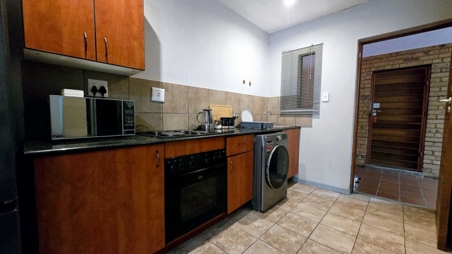 1 Bedroom Property for Sale in Hatfield Gauteng