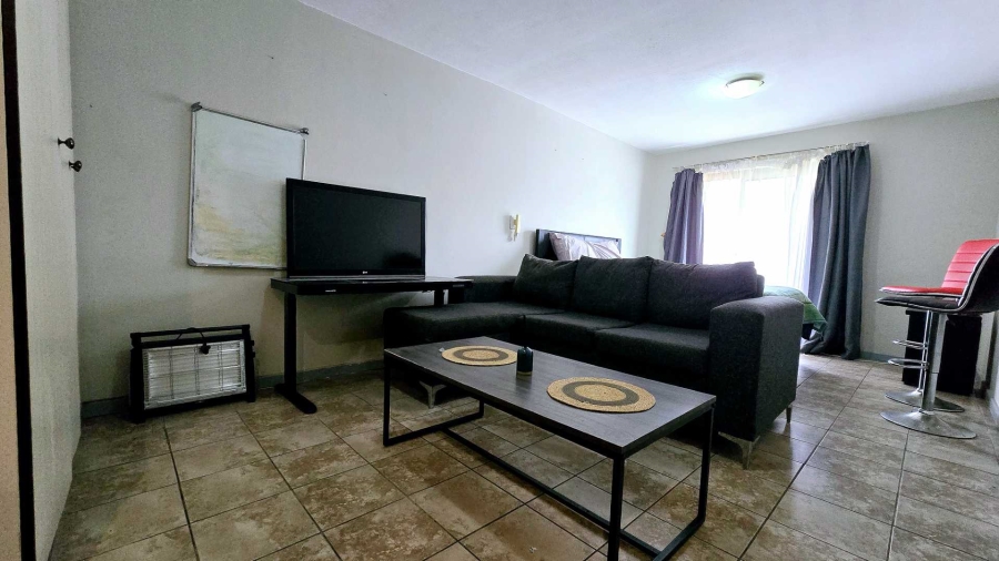 1 Bedroom Property for Sale in Hatfield Gauteng