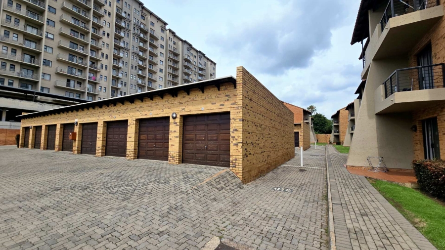 1 Bedroom Property for Sale in Hatfield Gauteng