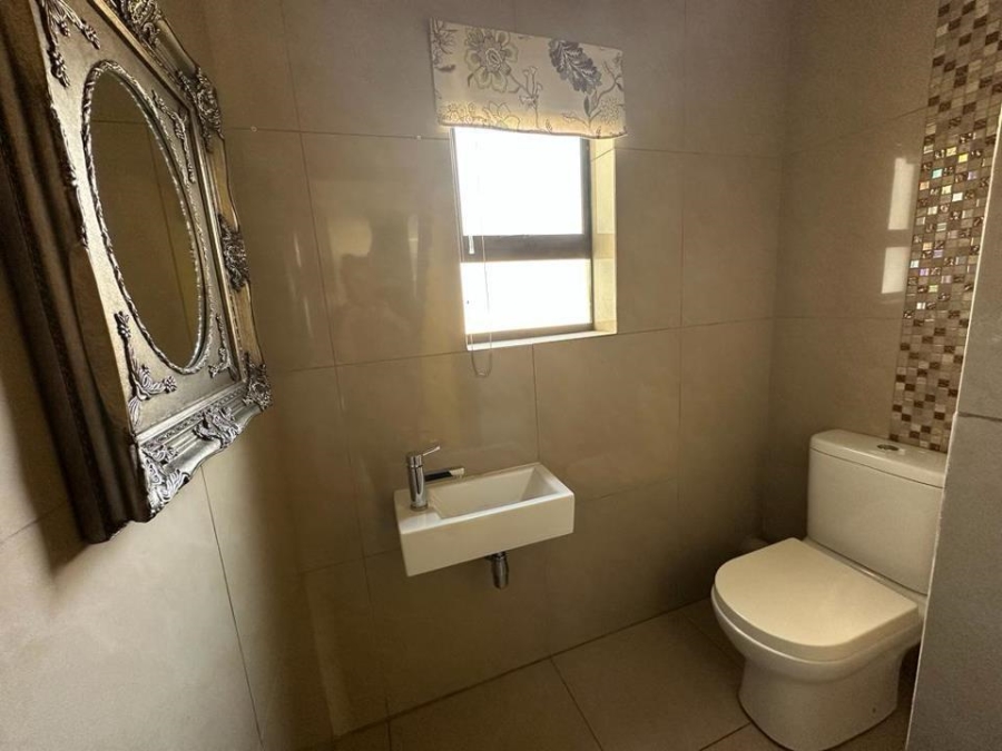 To Let 4 Bedroom Property for Rent in Montana Gauteng
