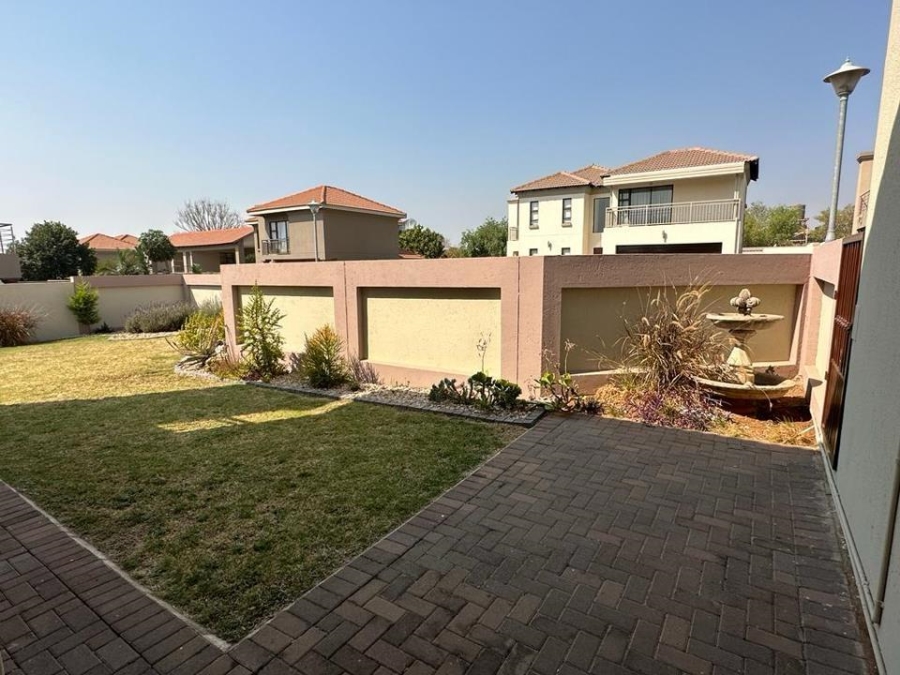 To Let 4 Bedroom Property for Rent in Montana Gauteng