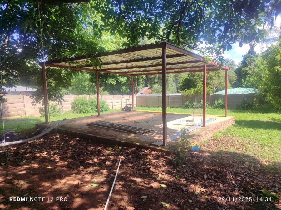 3 Bedroom Property for Sale in Mountain View Gauteng