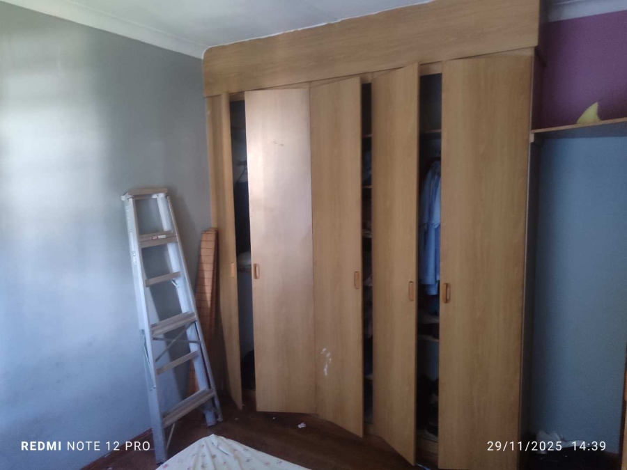 3 Bedroom Property for Sale in Mountain View Gauteng