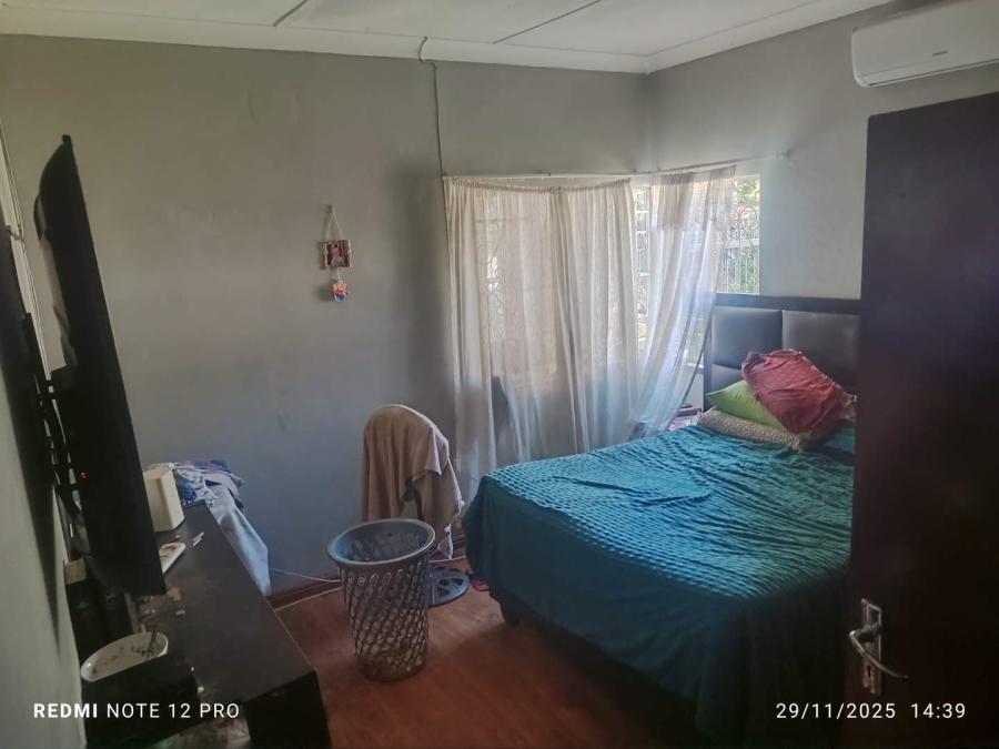 3 Bedroom Property for Sale in Mountain View Gauteng