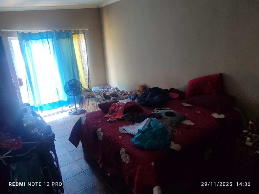 3 Bedroom Property for Sale in Mountain View Gauteng