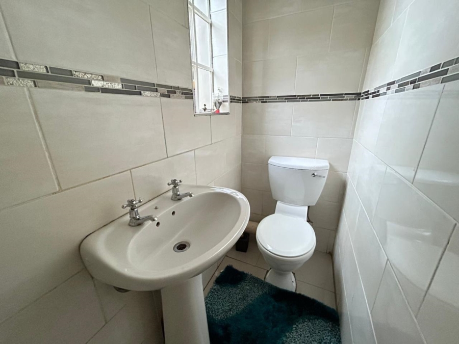 3 Bedroom Property for Sale in Equestria Gauteng