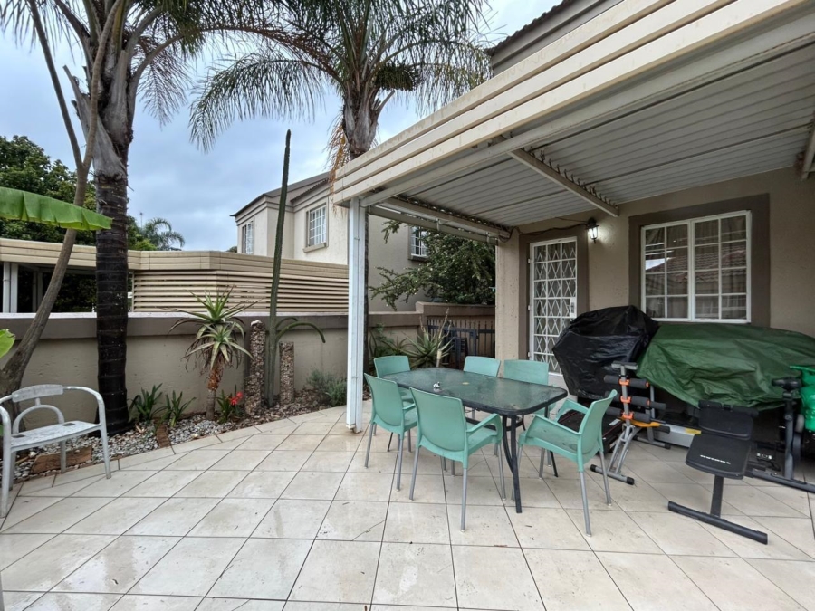 3 Bedroom Property for Sale in Equestria Gauteng