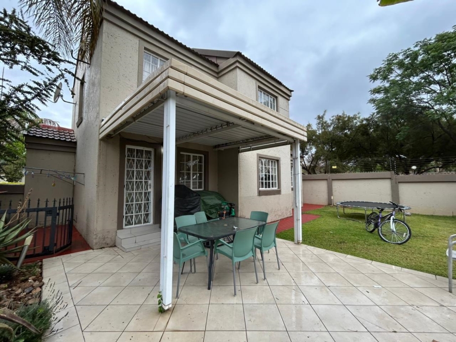 3 Bedroom Property for Sale in Equestria Gauteng
