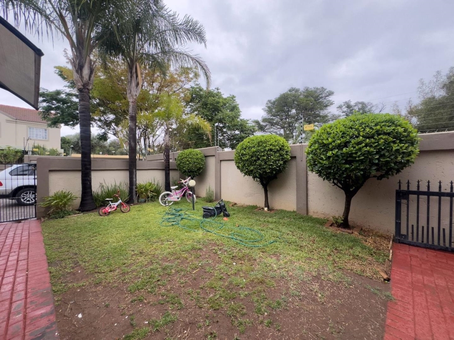 3 Bedroom Property for Sale in Equestria Gauteng