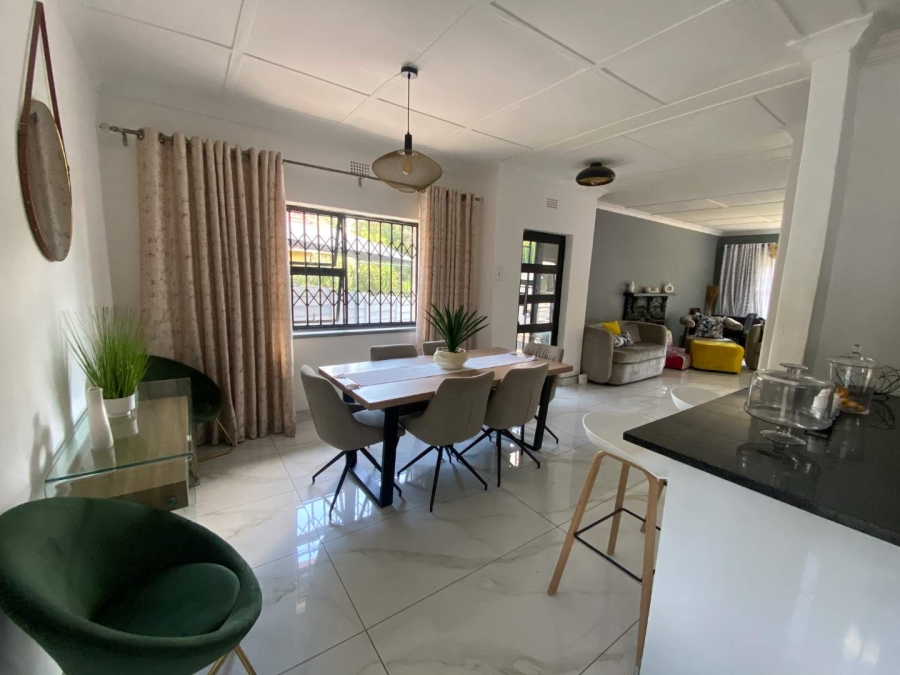 3 Bedroom Property for Sale in Mondeor Gauteng