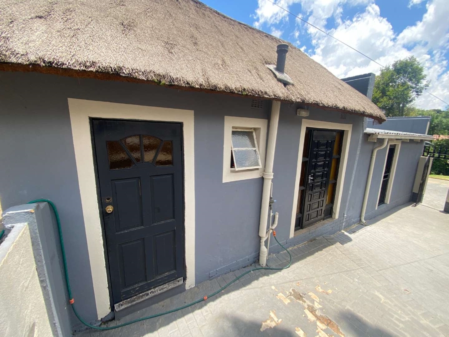 3 Bedroom Property for Sale in Mondeor Gauteng