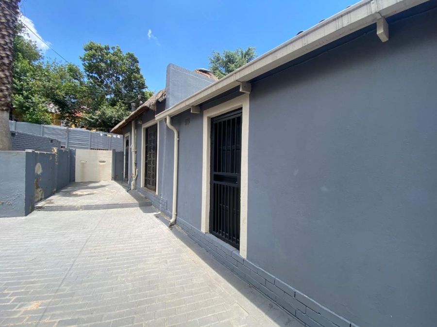 3 Bedroom Property for Sale in Mondeor Gauteng
