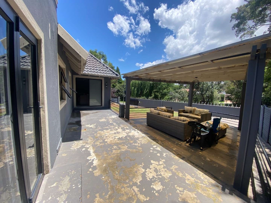 3 Bedroom Property for Sale in Mondeor Gauteng