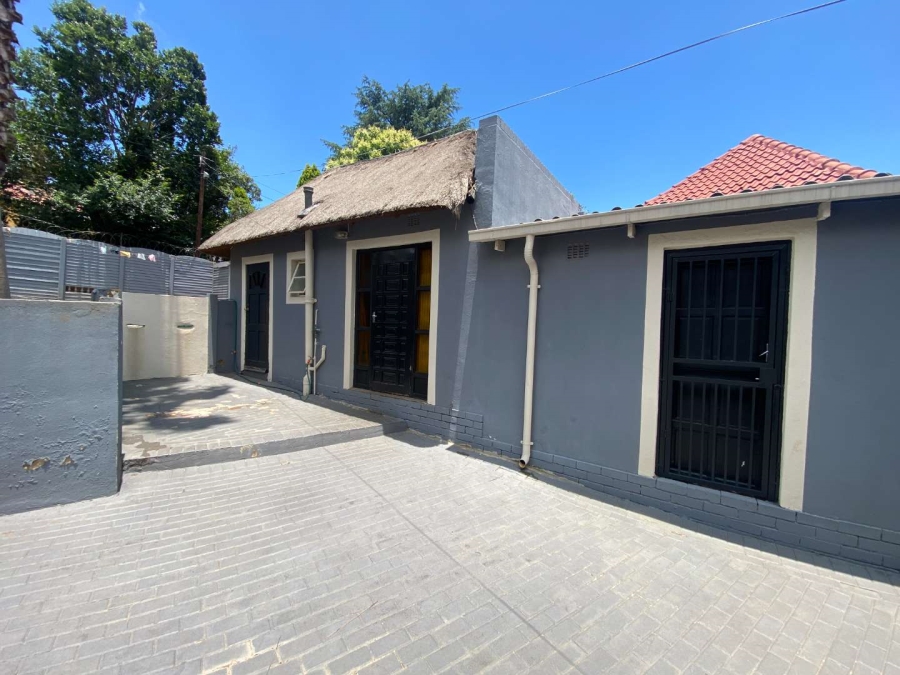 3 Bedroom Property for Sale in Mondeor Gauteng