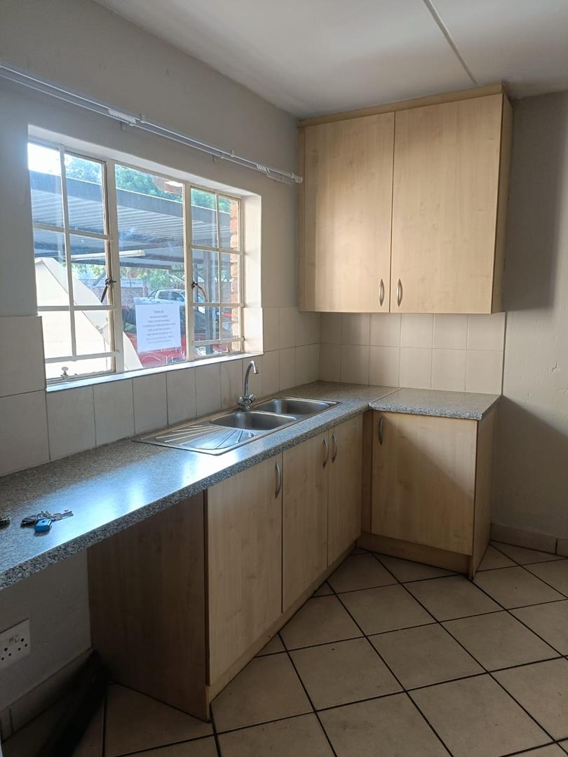 2 Bedroom Property for Sale in Pretoria North Gauteng