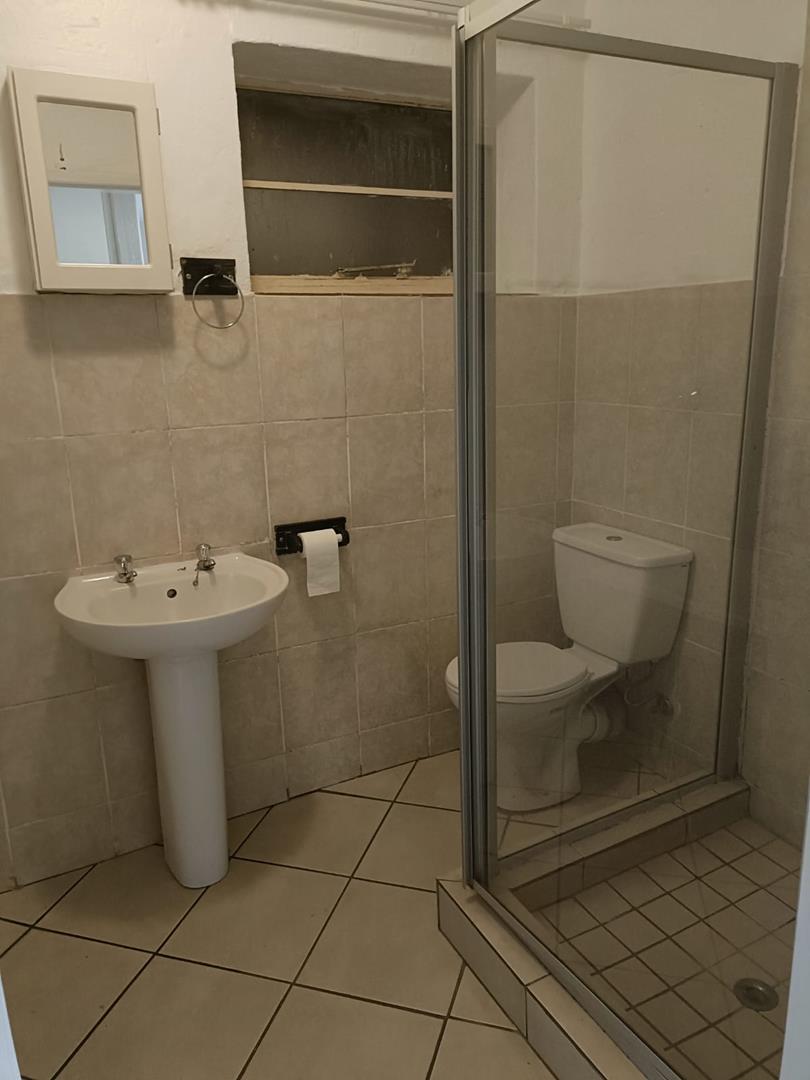 2 Bedroom Property for Sale in Pretoria North Gauteng