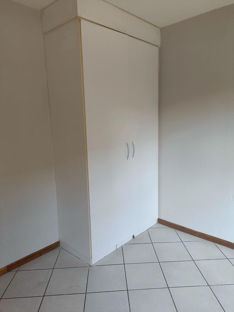 2 Bedroom Property for Sale in Pretoria North Gauteng