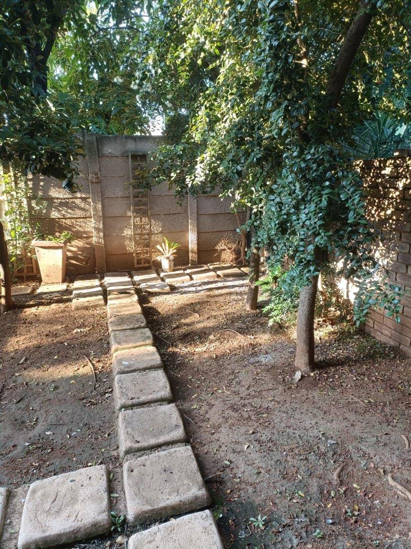2 Bedroom Property for Sale in Pretoria North Gauteng