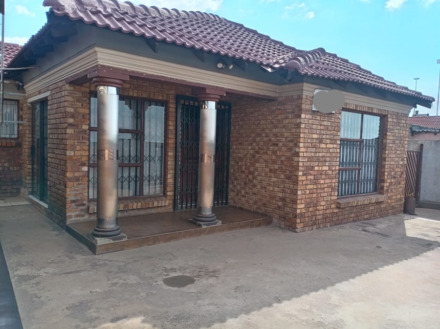 3 Bedroom Property for Sale in Hospital View Gauteng
