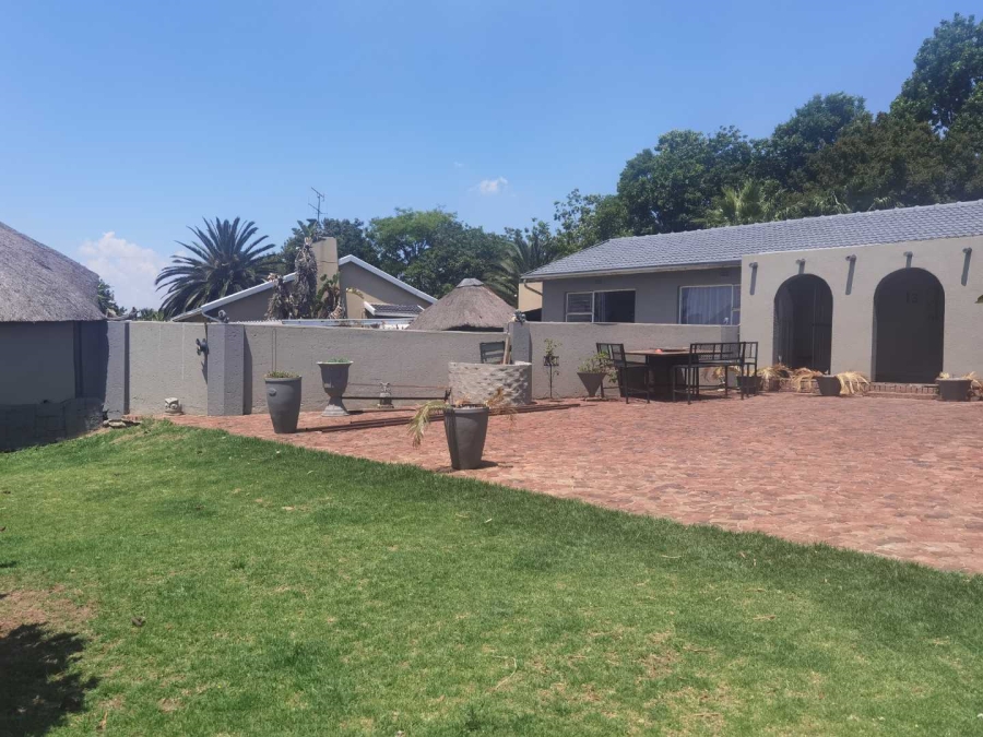 4 Bedroom Property for Sale in Birch Acres Gauteng