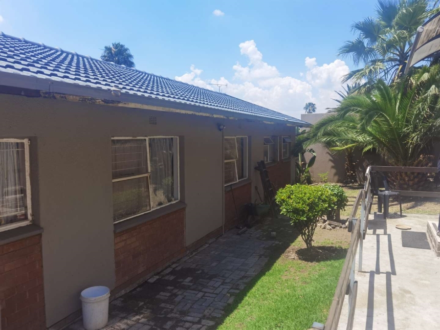 4 Bedroom Property for Sale in Birch Acres Gauteng