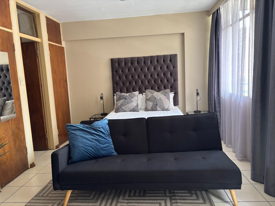1 Bedroom Property for Sale in Braamfontein Gauteng