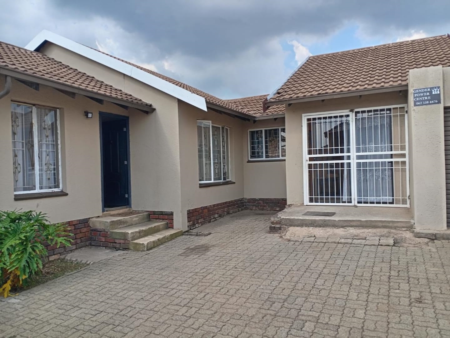 3 Bedroom Property for Sale in Kagiso Gauteng