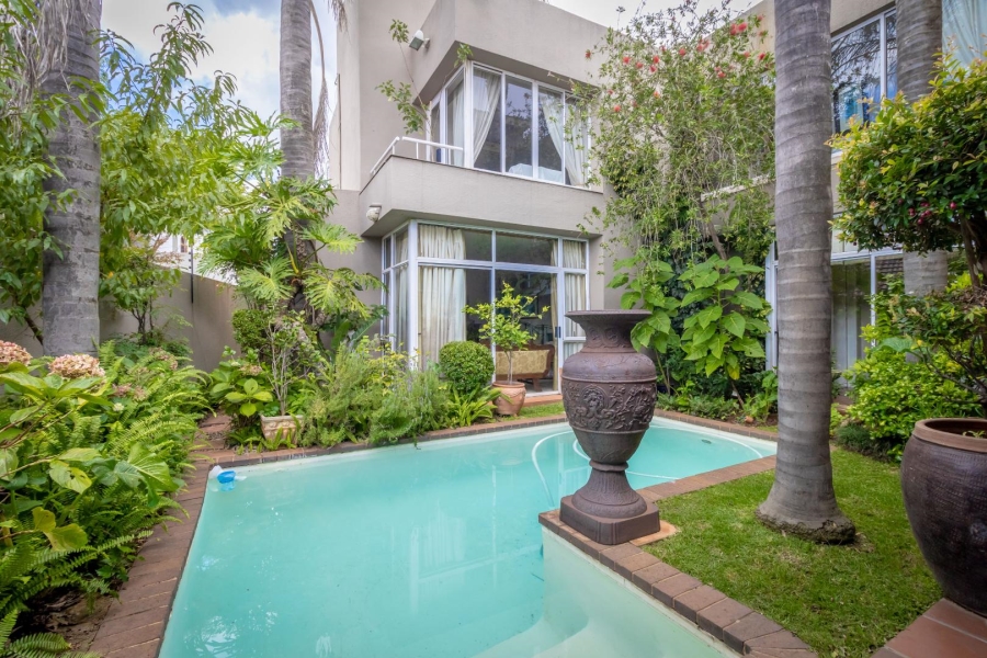 4 Bedroom Property for Sale in Westdene Gauteng