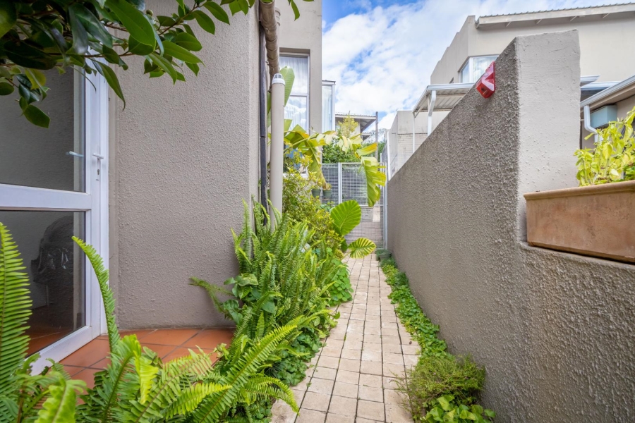 4 Bedroom Property for Sale in Westdene Gauteng