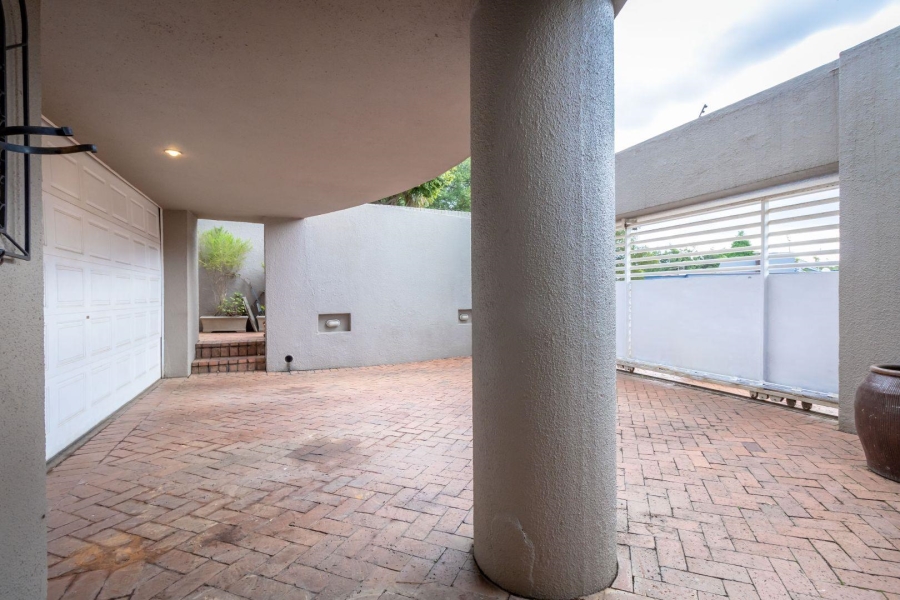 4 Bedroom Property for Sale in Westdene Gauteng