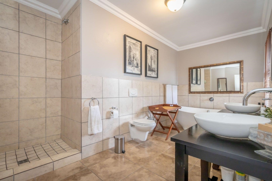 4 Bedroom Property for Sale in Westdene Gauteng